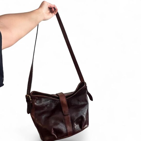 Earth Bags Genuine Brown Leather Shoulder Bag - Picture 3 of 8